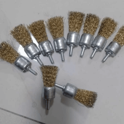 Chổi Đánh Gỉ Sắt Thép Kim Loại 4